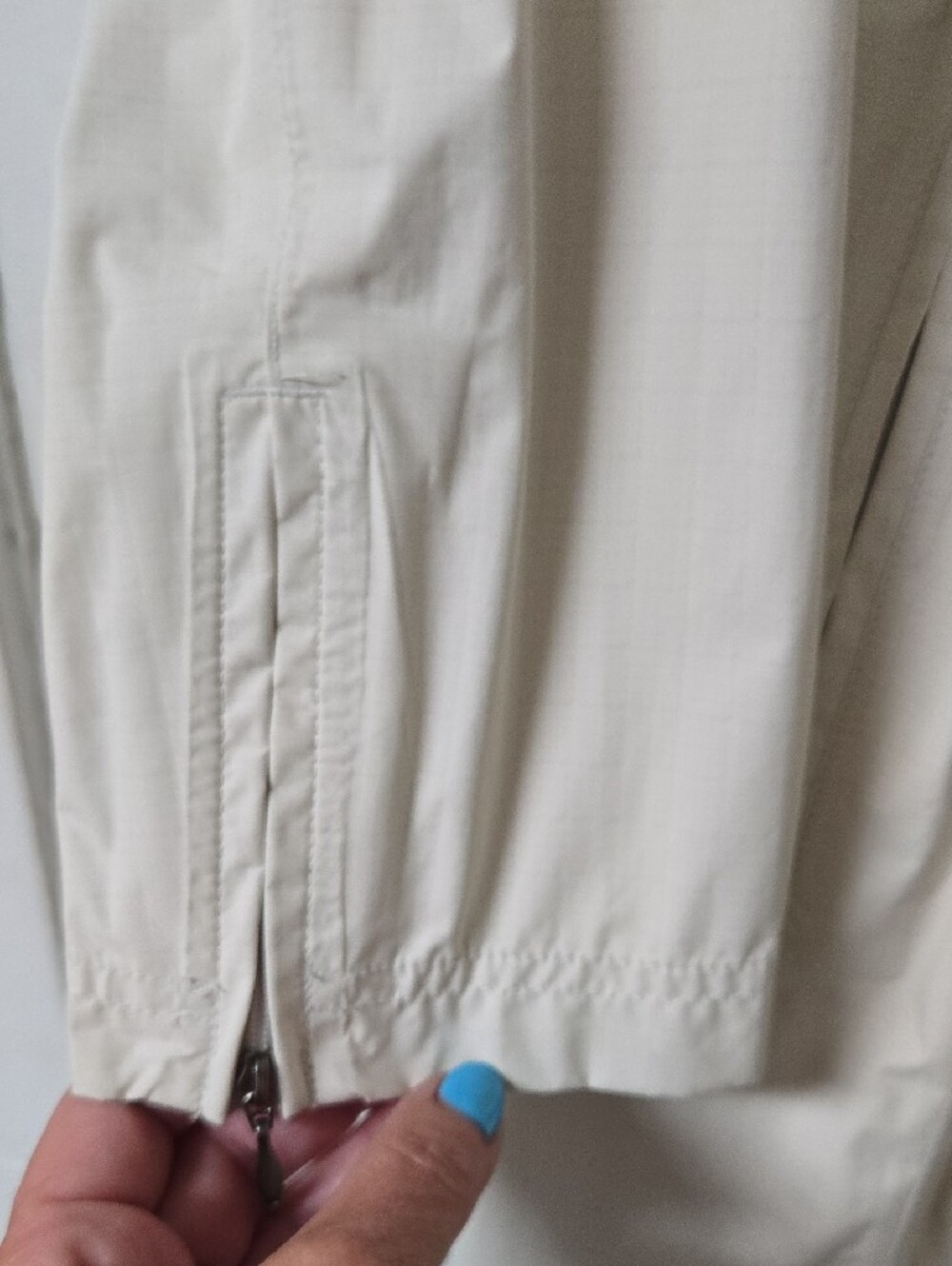 The North Face Hyvent Womens XS Cream Hooded Raincoat with Belt - Picture 6 of 12